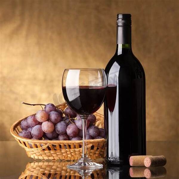 Resveratrol, um antioxidante com muitas propriedades medicinais e benefícios a saúde, dieta com consumo de uvas roxas, vinho, entre outras frutas melhoram o consumo dessa substância.